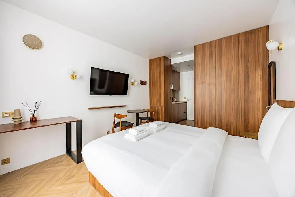 152 Luxueuse-etienne Marcel-chatelet-paris 3 Apartment Paris